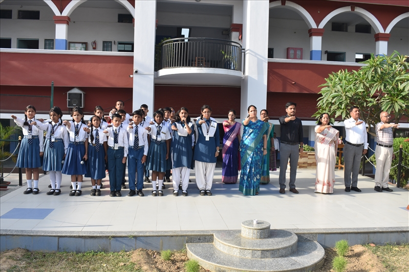 ALUMNI OF CASTERBRIDGE SCHOOL