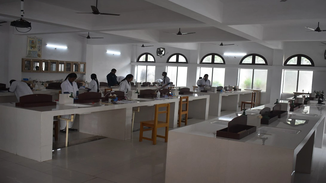 bilology laboratory instruments